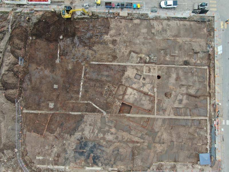 A dig on the West End Brewery site has found the remnants of Colonel William Light's homestead.